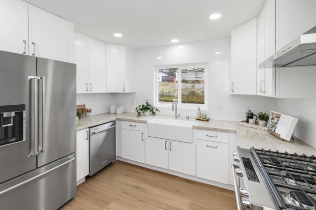 6673 Del Cerro Blvd, San Diego CA: https://media.crmls.org/mediaz/84820212-4c87-4df8-83ba-9d6cc3142921.jpg