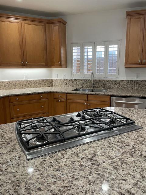 Detail Gallery Image 24 of 49 For 415 N Cedros, Solana Beach,  CA 92075 - 4 Beds | 4 Baths