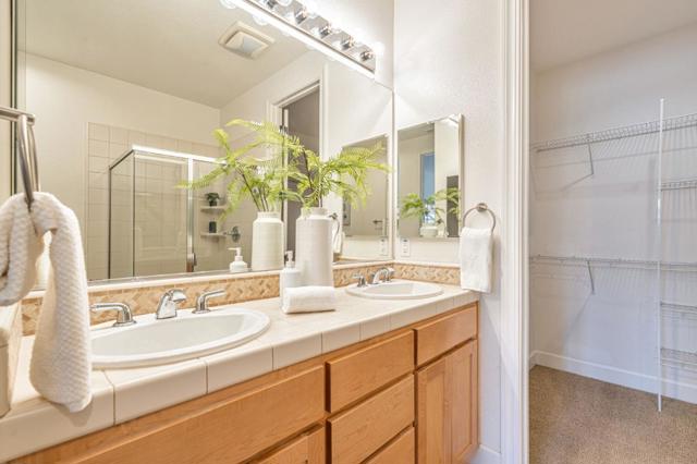 519 Sirte Terrace, Sunnyvale CA: https://media.crmls.org/mediaz/84828638-66ed-4671-bedd-ba7c3b9aa780.jpg