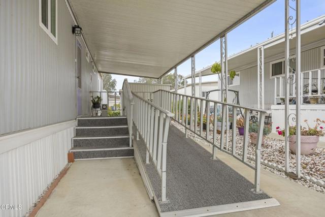 Detail Gallery Image 26 of 41 For 80 Copland Cir #80,  Ventura,  CA 93003 - 2 Beds | 2 Baths
