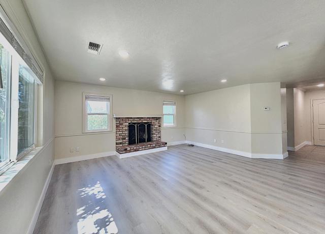 2160 Clipper Ship Drive, Fairfield CA: https://media.crmls.org/mediaz/84831742-4835-4185-ba2e-df116dd70d53.jpg