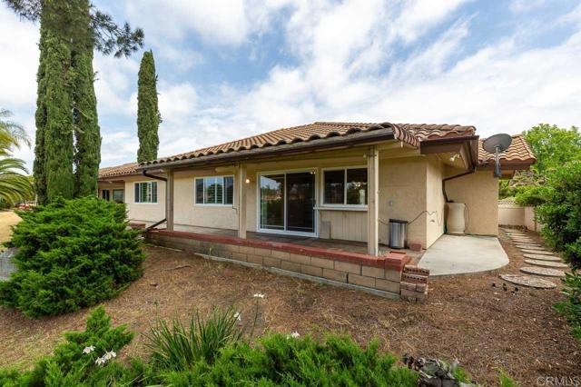 17550 Plaza Karena, Rancho Bernardo (San Diego) CA: https://media.crmls.org/mediaz/84836f39-f01b-472d-9668-0be3324ffbd9.jpg
