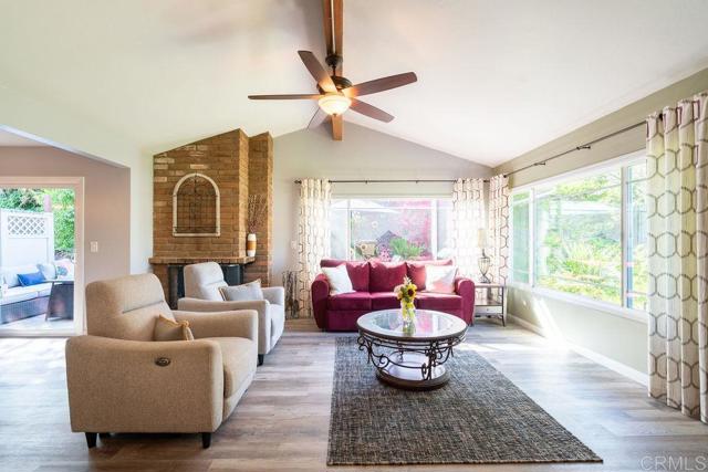 1302 El Corral Lane, San Marcos CA: https://media.crmls.org/mediaz/848514fd-556e-4885-bdd7-20412ac70113.jpg