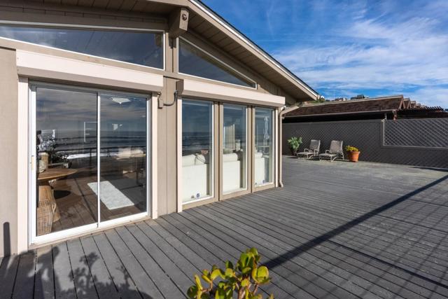 Image 14 of 54 For 545 Beach Drive