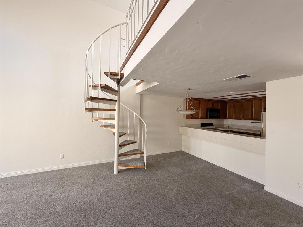4012 Nobel - photo 9