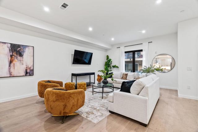 908 Woodside Road, Redwood City CA: https://media.crmls.org/mediaz/84881a53-f561-41f5-8133-a2d9c3dd23c7.jpg