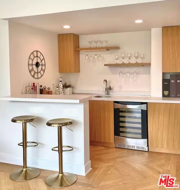 2746 Rinconia Drive, Los Angeles CA: https://media.crmls.org/mediaz/84882ec0-d3ae-4a51-b176-88f048724d55.jpg