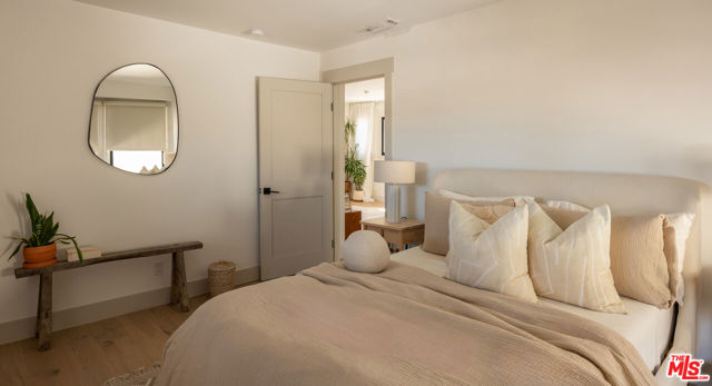 1715 S Kingsley Drive, Los Angeles CA: https://media.crmls.org/mediaz/84887d6a-aa22-4c0f-b9e7-7a8f803a511a.jpg