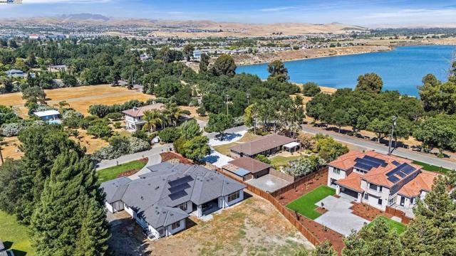 Image 16 of 60 For 3707 Trenery Drive