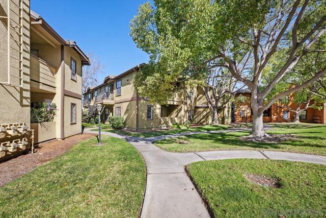 10639 Dabney Dr, San Diego, California 92126, 2 Bedrooms Bedrooms, ,2 BathroomsBathrooms,Condominium,For Sale,Dabney Dr,250001391SD