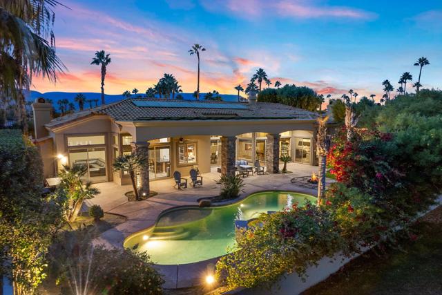 352 Crest Lake Drive, Palm Desert CA: https://media.crmls.org/mediaz/84899ff1-42dd-4b16-bd51-1ed6f3850c4e.jpg