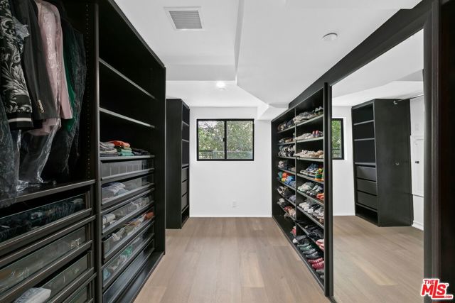 Drew Fenton | 11010 Chalon Road Los Angeles CA | MLS: 7350428 Drew Fenton | 11010 Chalon Road Los Angeles CA | MLS: 7350428