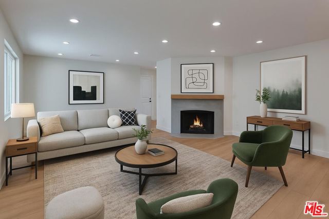7444 Ostrom Avenue, Lake Balboa CA: https://media.crmls.org/mediaz/8489b5e5-6ae1-4484-94ef-301a2d0b7f5a.jpg