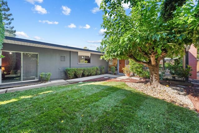 Image 8 of 43 For 2302 Fairglen Drive