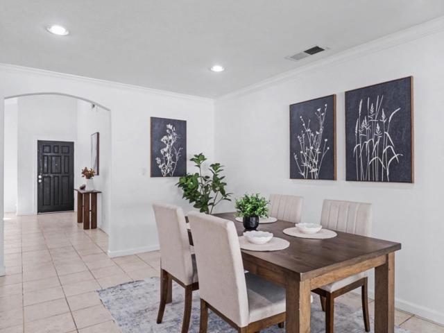 4950 Scarlett Way, San Jose CA: https://media.crmls.org/mediaz/848aef63-03c7-4f0b-b145-02633fee84b9.jpg