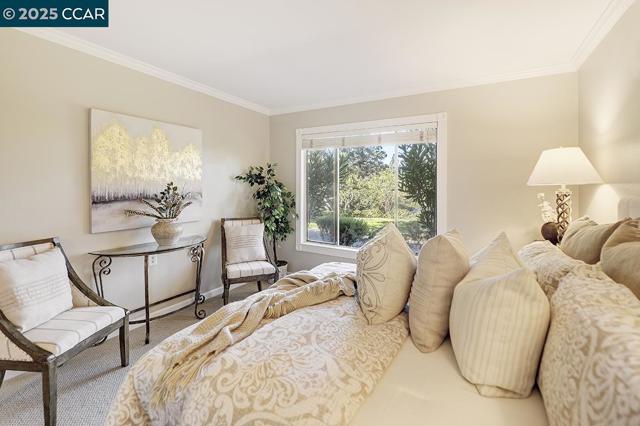 2424 Tice Creek Dr., Walnut Creek CA: https://media.crmls.org/mediaz/848b8324-d56a-46c4-8b88-63d6b00b2918.jpg