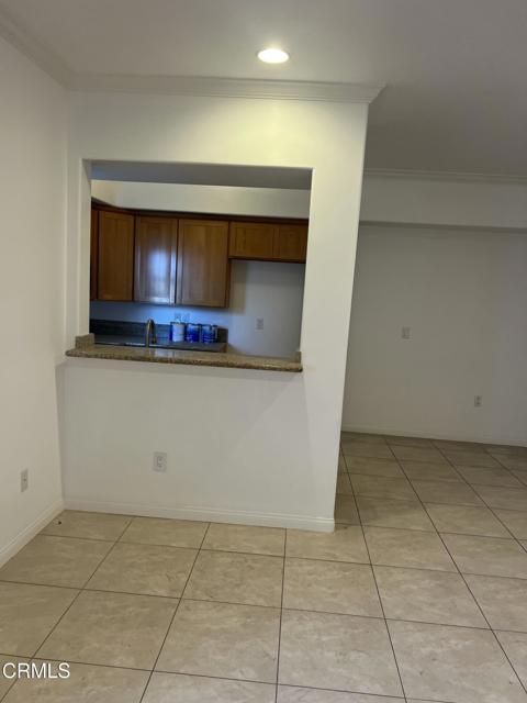 Detail Gallery Image 5 of 27 For 7225 Apperson St #103,  Tujunga,  CA 91042 - 3 Beds | 2/1 Baths