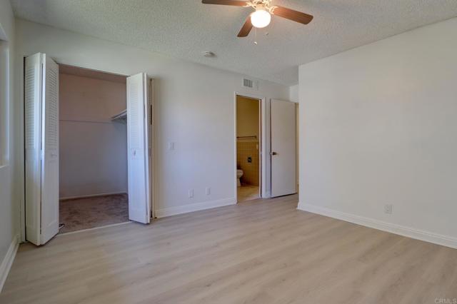 1161 W Westmont Ave, Hemet CA: https://media.crmls.org/mediaz/848c4771-b2a4-4f2f-bf9a-0b48cb6a5302.jpg