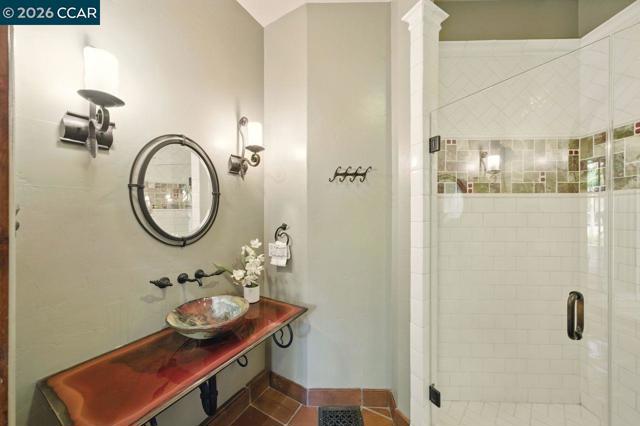 Image 35 of 60 For 1615 Lawrence Rd