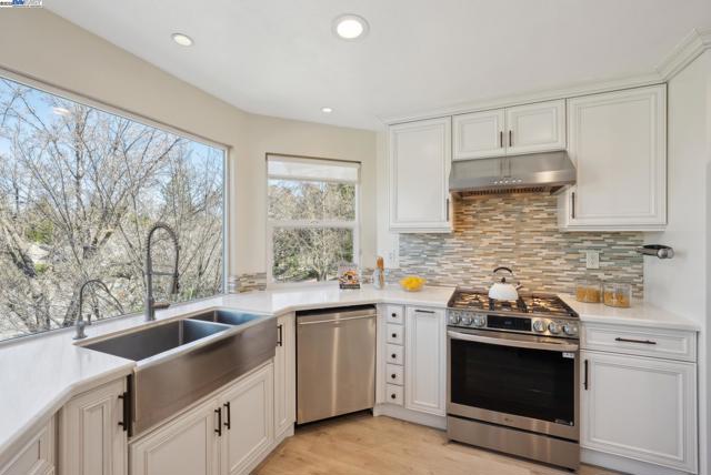 Image 19 of 60 For 4919 Monaco Dr