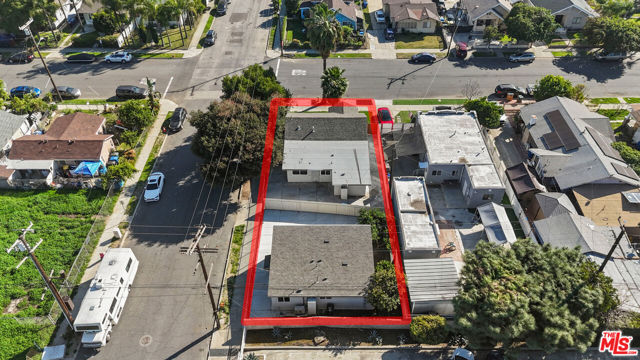 891 E 6th Street, Pomona CA: https://media.crmls.org/mediaz/848fc61d-811d-45e3-995b-28a36fc4202e.jpg
