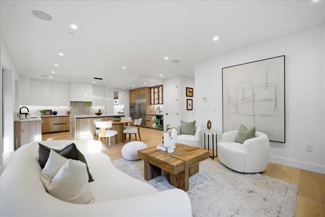 852 La Para Avenue, Palo Alto CA: https://media.crmls.org/mediaz/848ff4e7-b1c2-48ac-99c8-8f1ad21e95b3.jpg