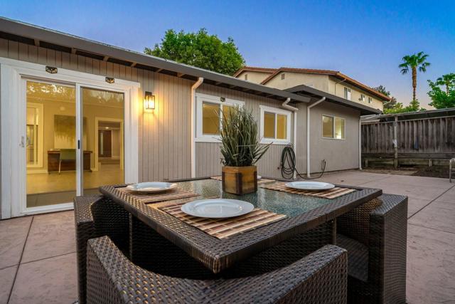 1439 Miller Avenue, San Jose CA: https://media.crmls.org/mediaz/84911929-80d2-4dbb-9766-6838106e725c.jpg