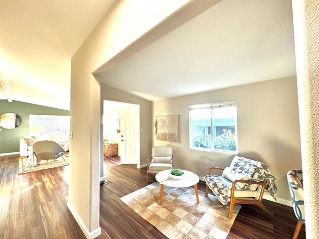 37 Oceanview Avenue, Half Moon Bay CA: https://media.crmls.org/mediaz/84926dc8-741f-478b-8747-9a1d7e46afef.jpg