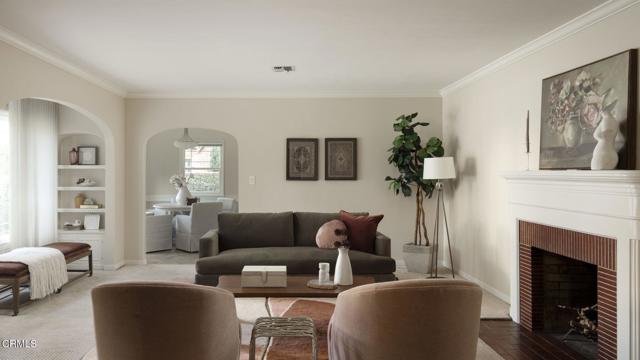 Detail Gallery Image 5 of 41 For 1896 E Mountain St, Pasadena,  CA 91104 - 4 Beds | 2/1 Baths