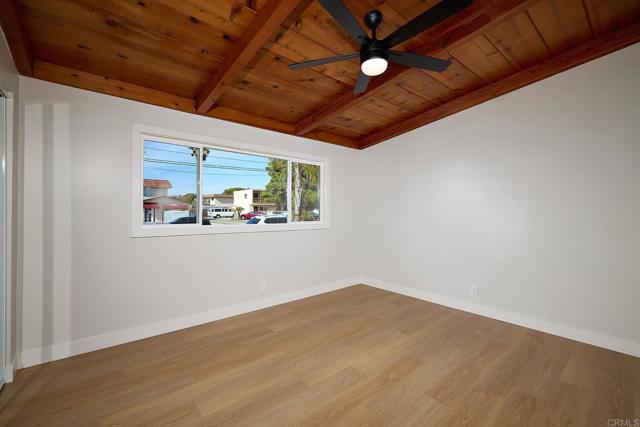 Image 13 of 49 For 735 Pine Ave