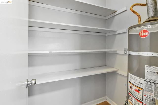 1626 Dwight Way, Berkeley CA: https://media.crmls.org/mediaz/8492a28a-889e-4015-b66e-83c2d5bf6137.jpg