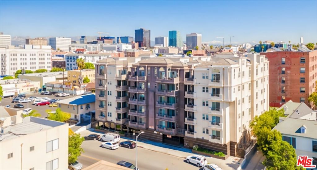 848 Irolo Street #408