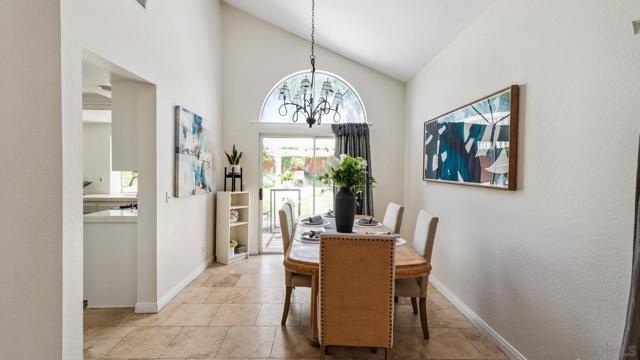27468 Rosebay Ct, Temecula CA: https://media.crmls.org/mediaz/849316cf-38af-46c1-bac1-91048bd36bf7.jpg