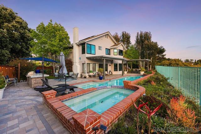 366 Doheny Bay Court, Oceanside CA: https://media.crmls.org/mediaz/8494e9ff-0b9d-46aa-8e3d-26b1104ae94d.jpg