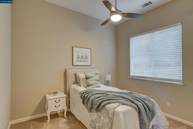 5171 Keller Ridge Dr, Clayton CA: https://media.crmls.org/mediaz/84957542-9b8f-490d-9e6f-6f396c2f739b.jpg