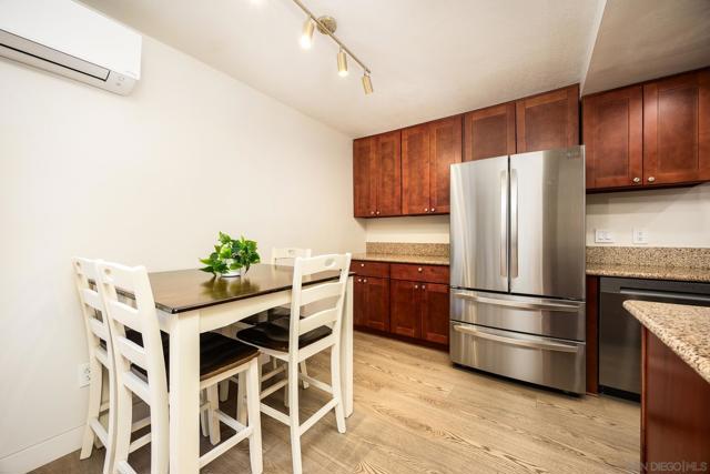 7813 Starling Dr, San Diego CA: https://media.crmls.org/mediaz/8495d68f-9feb-4269-8a5b-aefe6f2b2be0.jpg