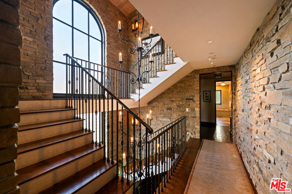 MLS #26646235 image #19