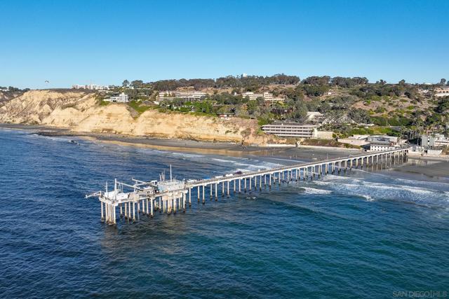 3550 Lebon Dr, San Diego CA: https://media.crmls.org/mediaz/84971501-095f-4fee-8b9f-cdaf3d701f29.jpg