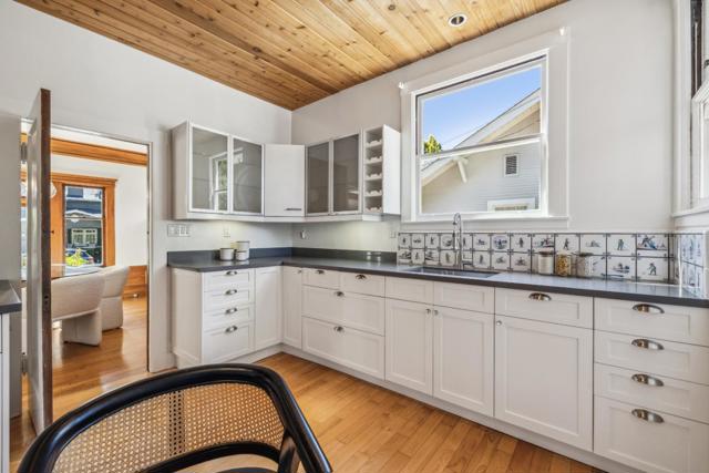 310 Chapin Lane, Burlingame CA: https://media.crmls.org/mediaz/8499ae43-3dc0-4730-8d72-9ca6a016948e.jpg