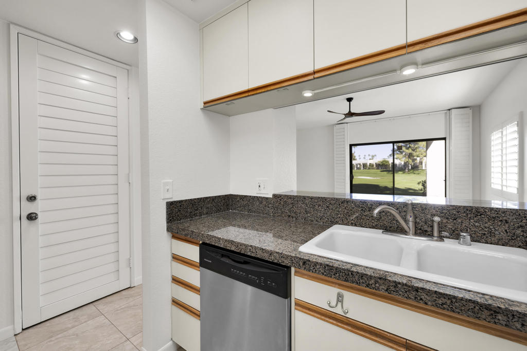 MLS #219137255DA image #11