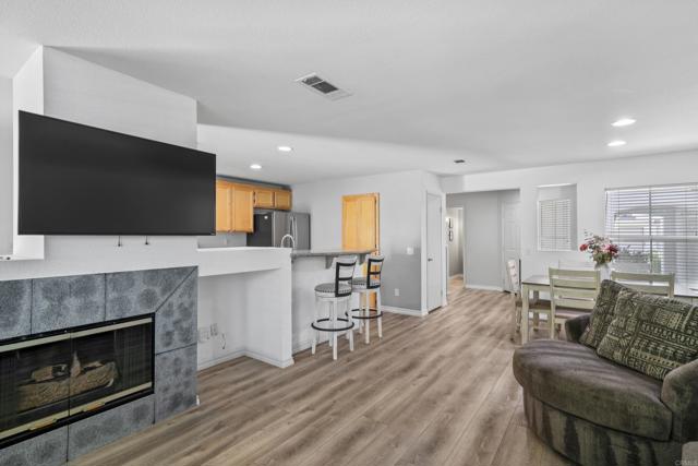 Image 7 of 30 For 5005 Codorniz Way 6