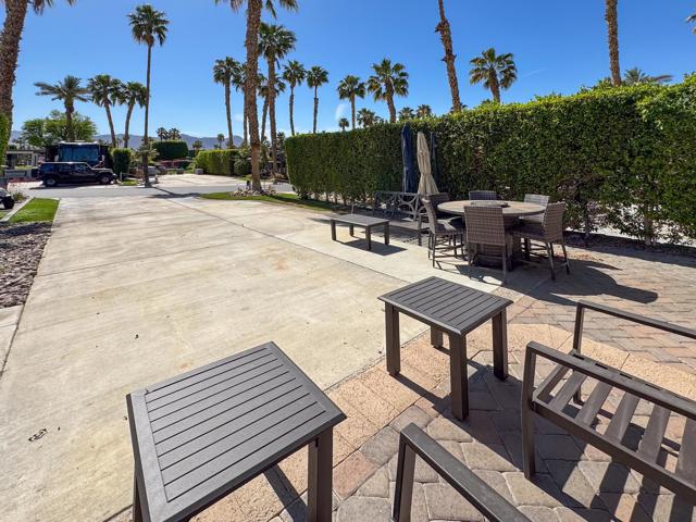 80394 Ave 48, Indio CA: https://media.crmls.org/mediaz/849bcf8c-996d-4917-9ebc-a2004ca759b4.jpg