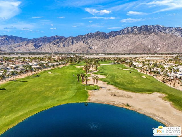 4321 Lumina Way, Palm Springs CA: https://media.crmls.org/mediaz/849c3492-9b35-4a6a-b7a6-848ef569e75d.jpg