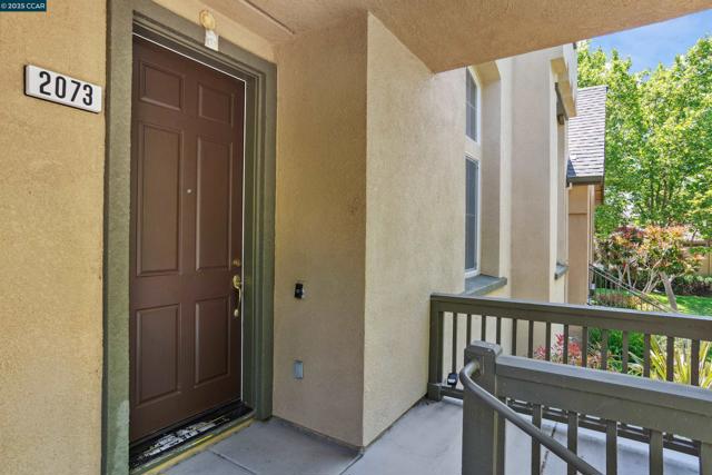 2073 Watermill Rd, San Ramon CA: https://media.crmls.org/mediaz/849cfa8f-b371-47c5-ba4f-6c003a90fd36.jpg