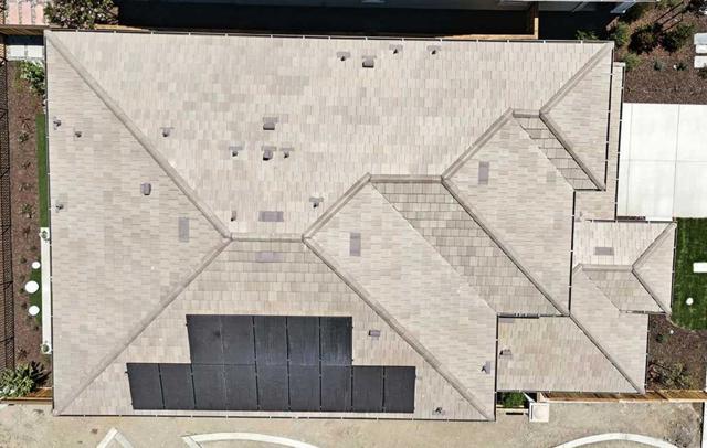 15882 Cleary Court, Lathrop CA: https://media.crmls.org/mediaz/849d6510-c324-40c1-8120-ccb38ce2096e.jpg