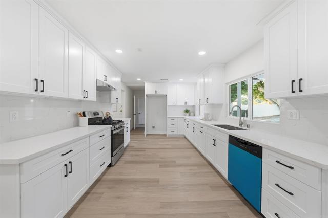 Detail Gallery Image 3 of 32 For 1803 Towhee St, San Marcos,  CA 92078 - 4 Beds | 3 Baths