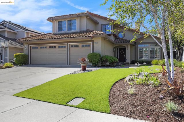 4704 Crestone Needle Way, Antioch CA: https://media.crmls.org/mediaz/849e7c75-a869-4aa9-9a22-7a8c4fa6fd8c.jpg