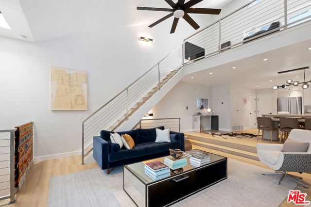 2108 Neilson Way, Santa Monica CA: https://media.crmls.org/mediaz/849e7e3d-b113-4ab6-b946-2029d7db9dbc.jpg