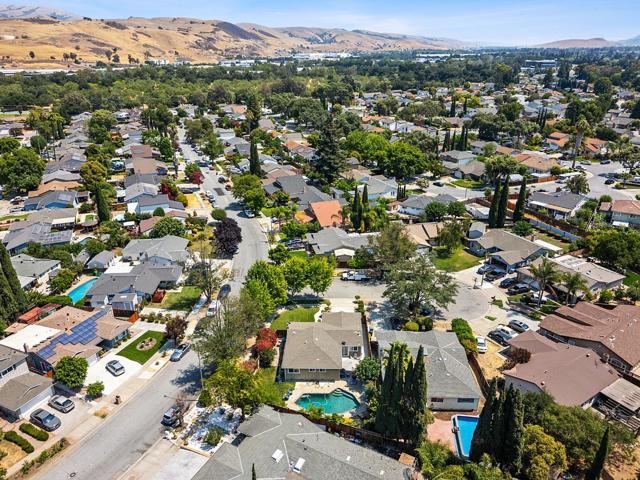5301 Olstad Court, San Jose CA: https://media.crmls.org/mediaz/849fdea3-4b42-4e7d-9da4-9d45a8312c1b.jpg