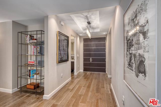 Drew Fenton | 441 S Barrington Avenue Los Angeles CA | MLS: 7091568